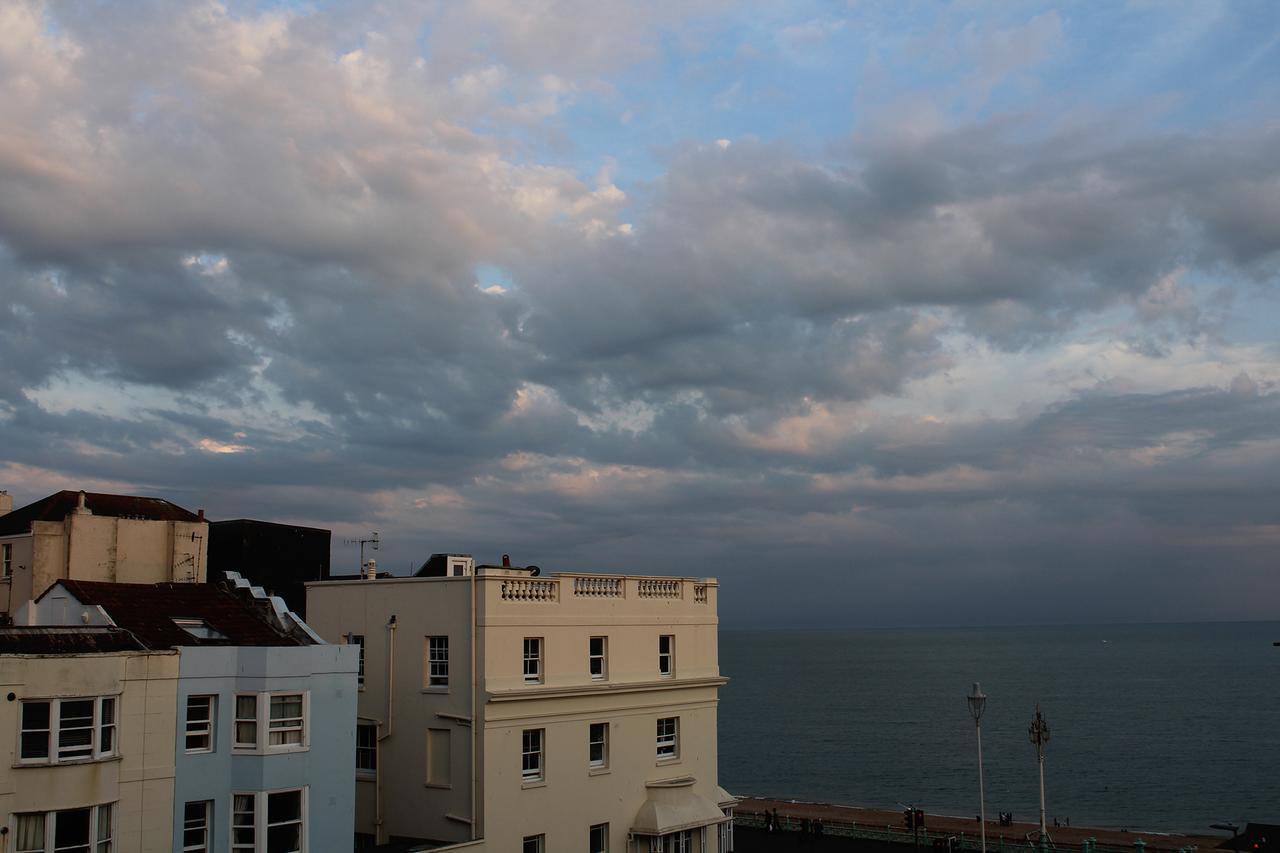 Amherst Hove Exterior foto